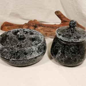 Pfeifenascher mit Ablage für 3 Pfeifen und Tabaktopf Keramik